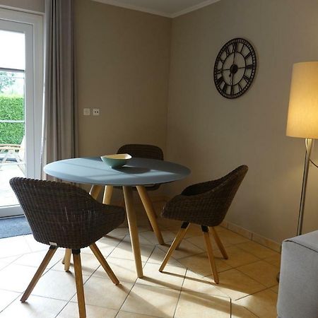 Moderne Ferienwohnung In Potsdam, Sehr Komfortabel, Ruhige Lage Luaran gambar