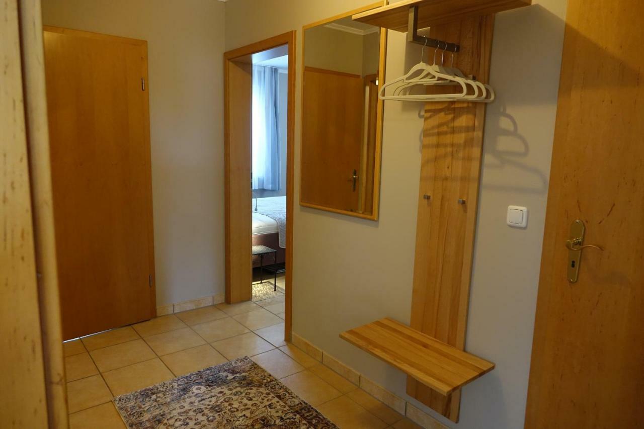 Moderne Ferienwohnung In Potsdam, Sehr Komfortabel, Ruhige Lage Luaran gambar